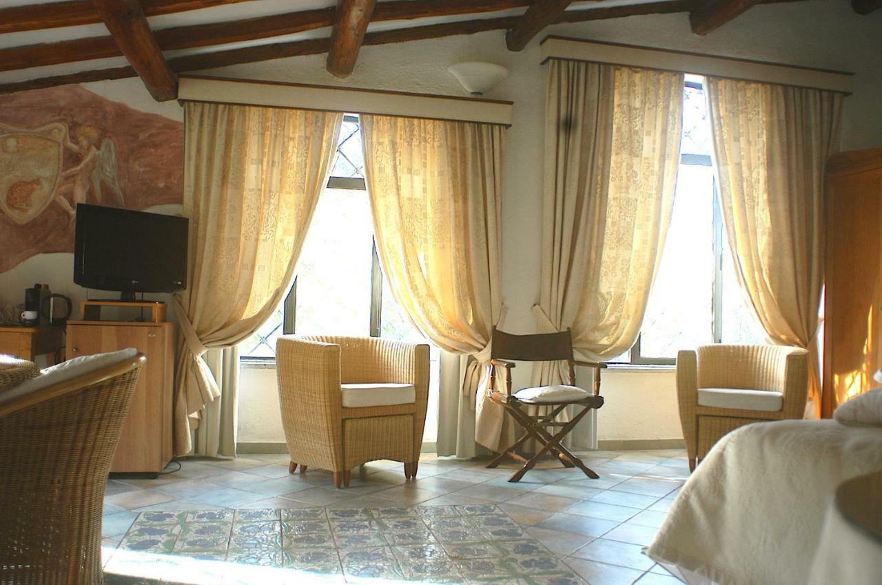 Hotel Villa Clementina Bracciano  Exterior photo